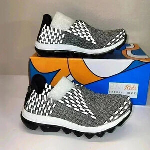 Bernie Mev.kids size 29 unisex child gummies gem k snicker